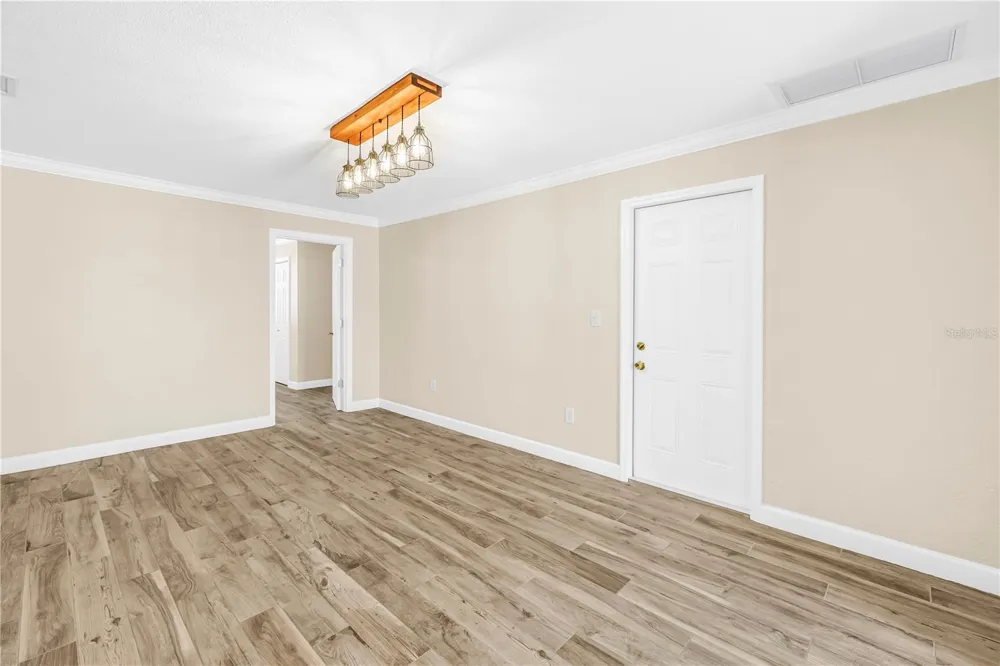 2375 37TH STREET St Petersburg, FL 33713