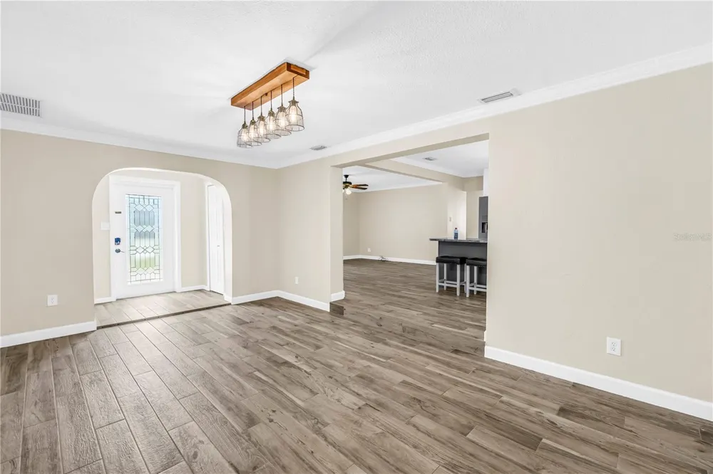 2375 37TH STREET St Petersburg, FL 33713