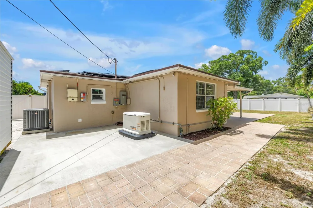 2375 37TH STREET St Petersburg, FL 33713