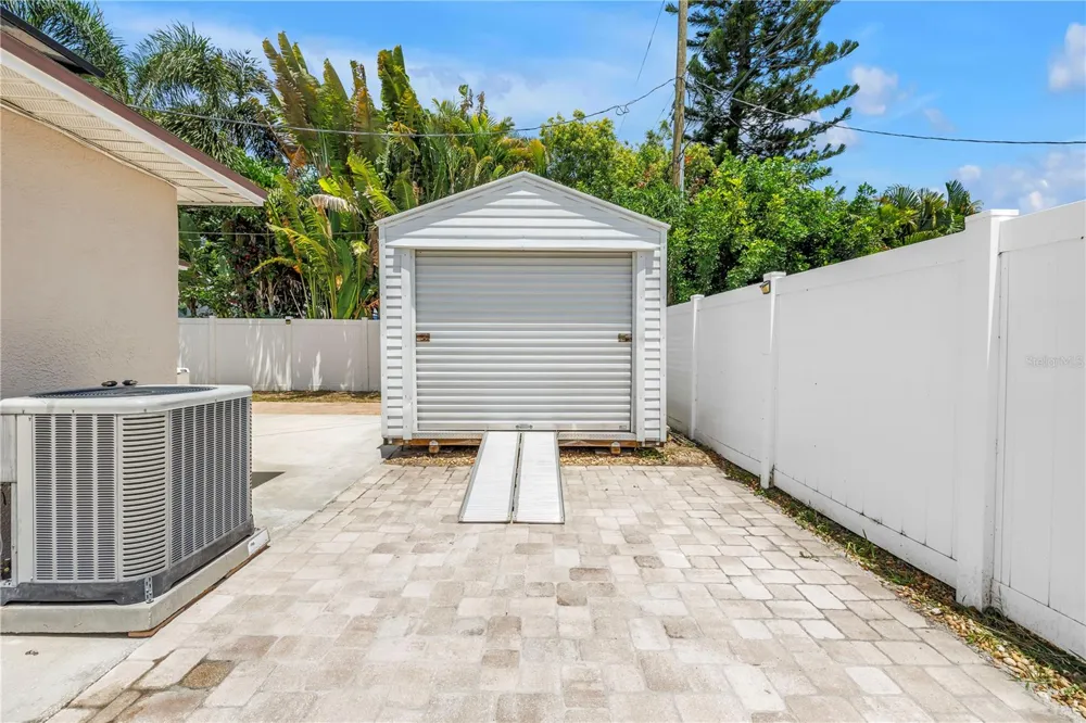 2375 37TH STREET St Petersburg, FL 33713