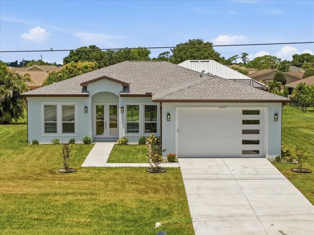 1215 RIO DE JANEIRO AVENUE Punta Gorda, FL 33983