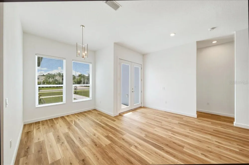 1215 RIO DE JANEIRO AVENUE Punta Gorda, FL 33983
