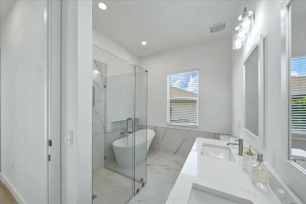1215 RIO DE JANEIRO AVENUE Punta Gorda, FL 33983