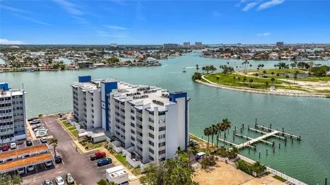 450 TREASURE ISLAND CAUSEWAY #111