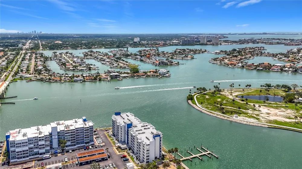 450 TREASURE ISLAND CAUSEWAY #111 Treasure Island, FL 33706