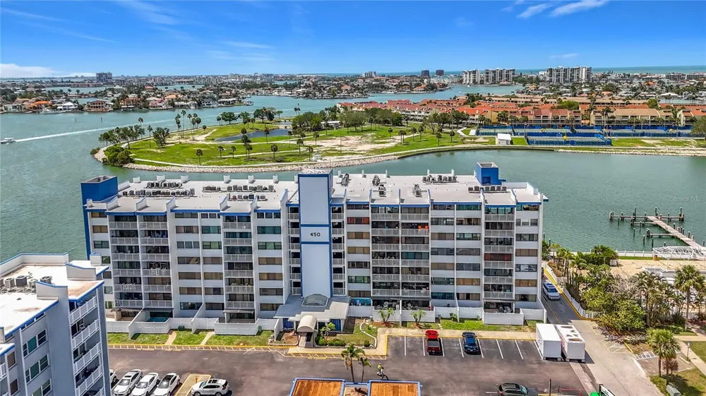 450 TREASURE ISLAND CAUSEWAY #111 Treasure Island, FL 33706