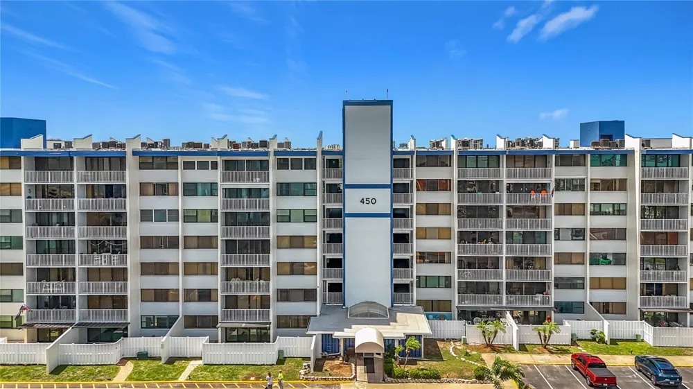 450 TREASURE ISLAND CAUSEWAY #111 Treasure Island, FL 33706