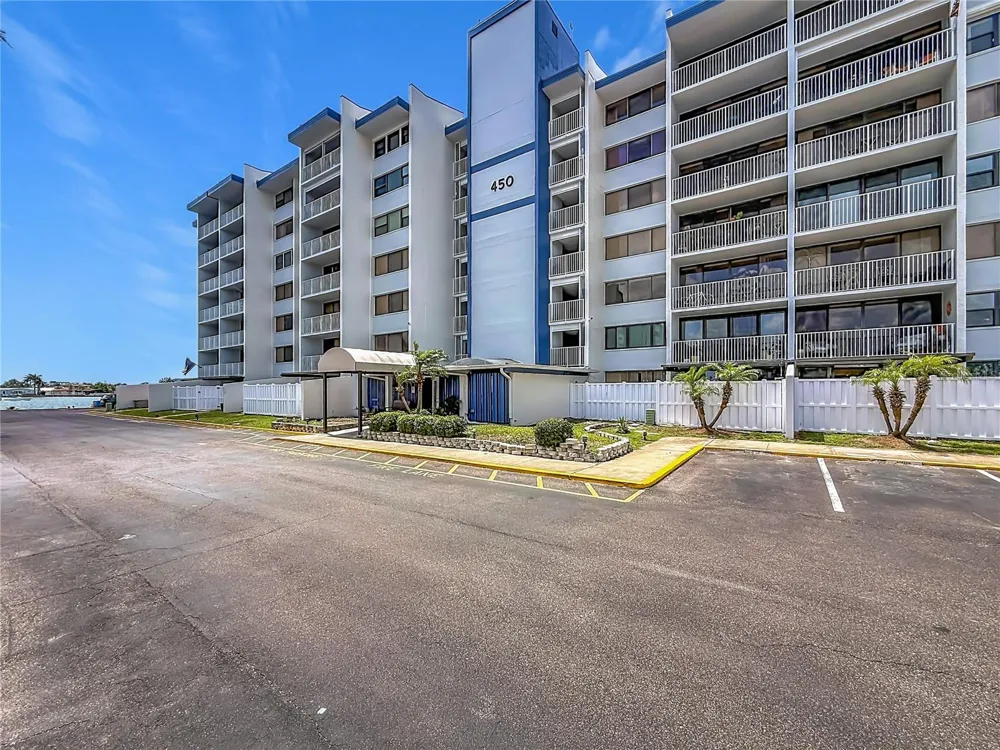 450 TREASURE ISLAND CAUSEWAY #111 Treasure Island, FL 33706