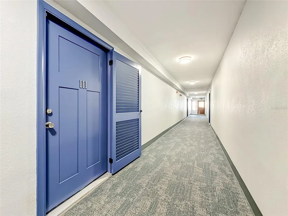 450 TREASURE ISLAND CAUSEWAY #111 Treasure Island, FL 33706