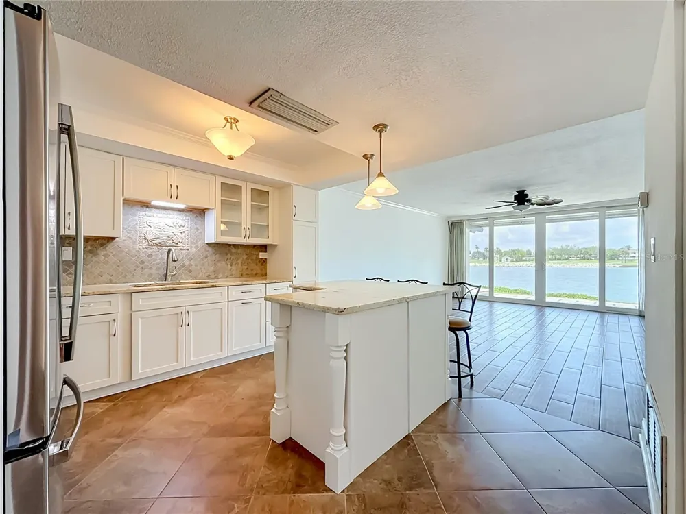 450 TREASURE ISLAND CAUSEWAY #111 Treasure Island, FL 33706