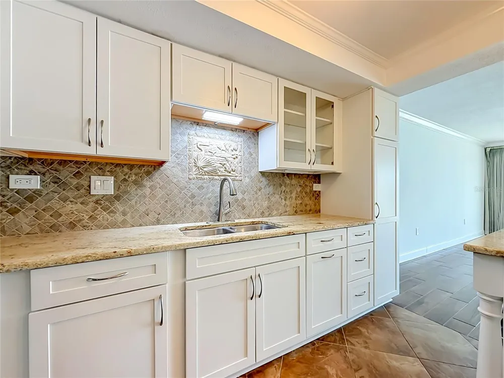 450 TREASURE ISLAND CAUSEWAY #111 Treasure Island, FL 33706