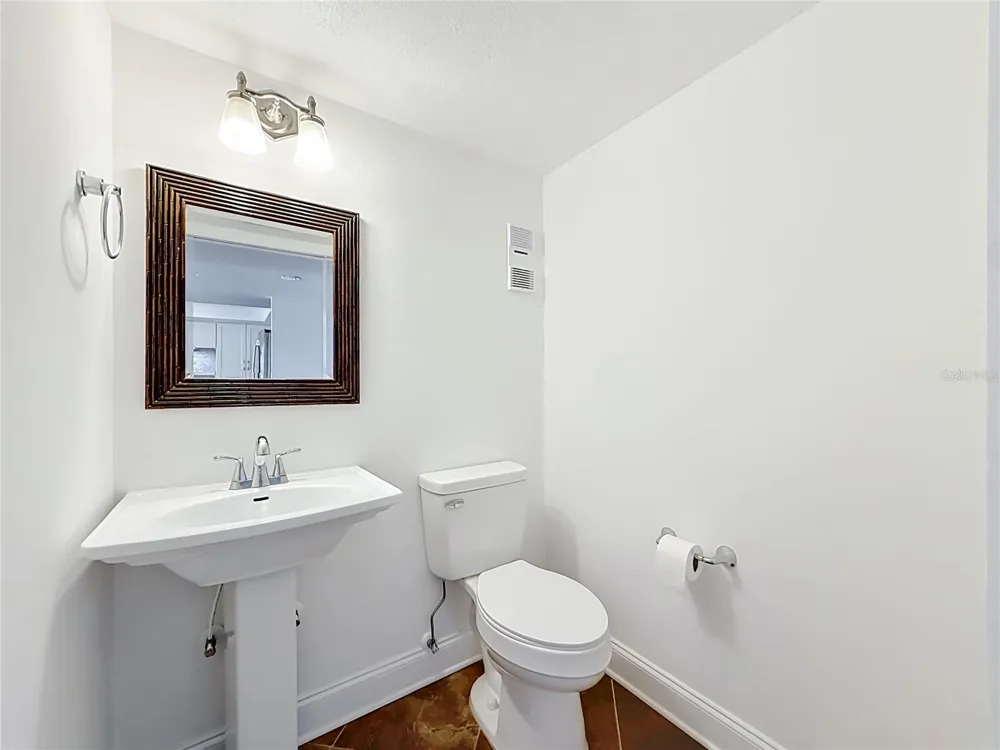 450 TREASURE ISLAND CAUSEWAY #111 Treasure Island, FL 33706