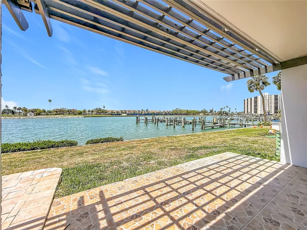 450 TREASURE ISLAND CAUSEWAY #111 Treasure Island, FL 33706