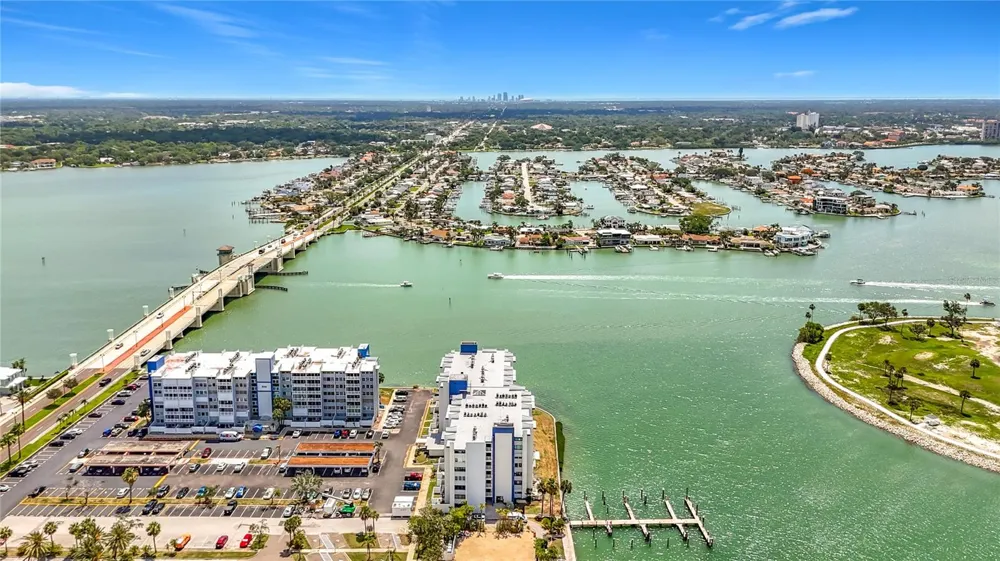 450 TREASURE ISLAND CAUSEWAY #111 Treasure Island, FL 33706