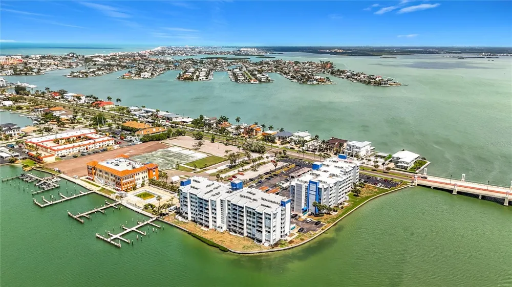 450 TREASURE ISLAND CAUSEWAY #111 Treasure Island, FL 33706