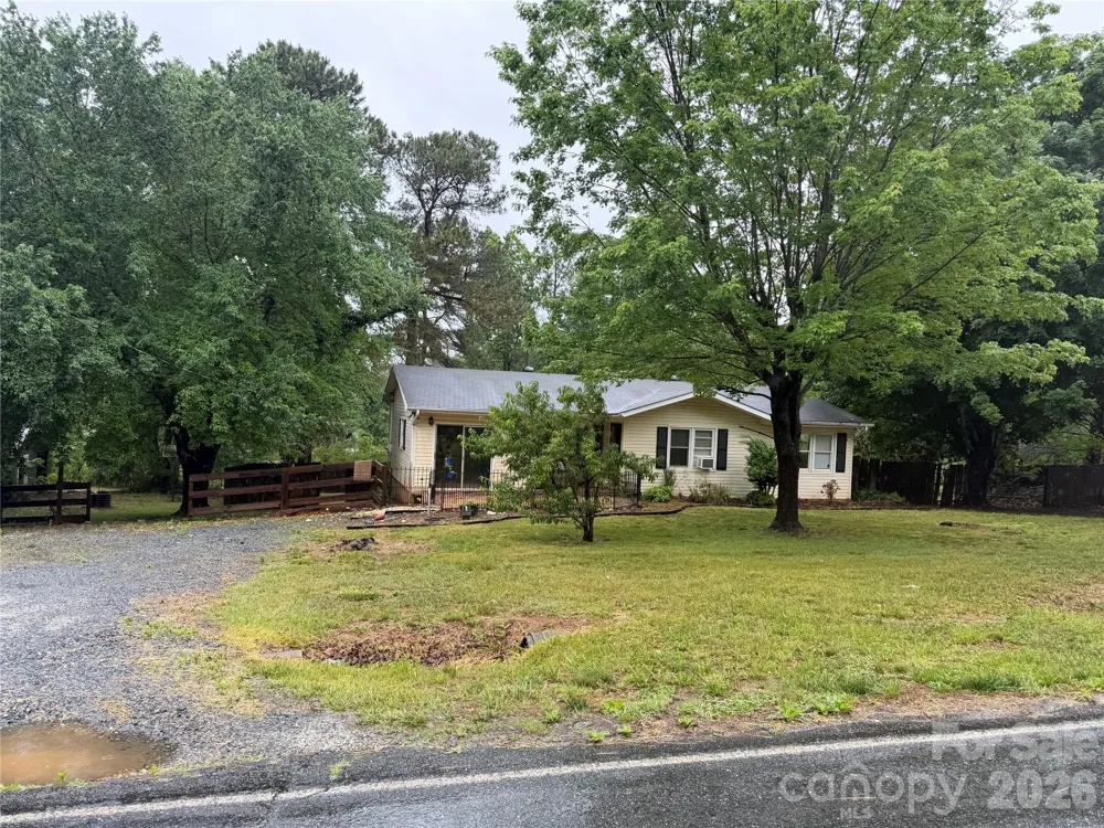 2723 Tatertown Loop Nebo, NC 28761
