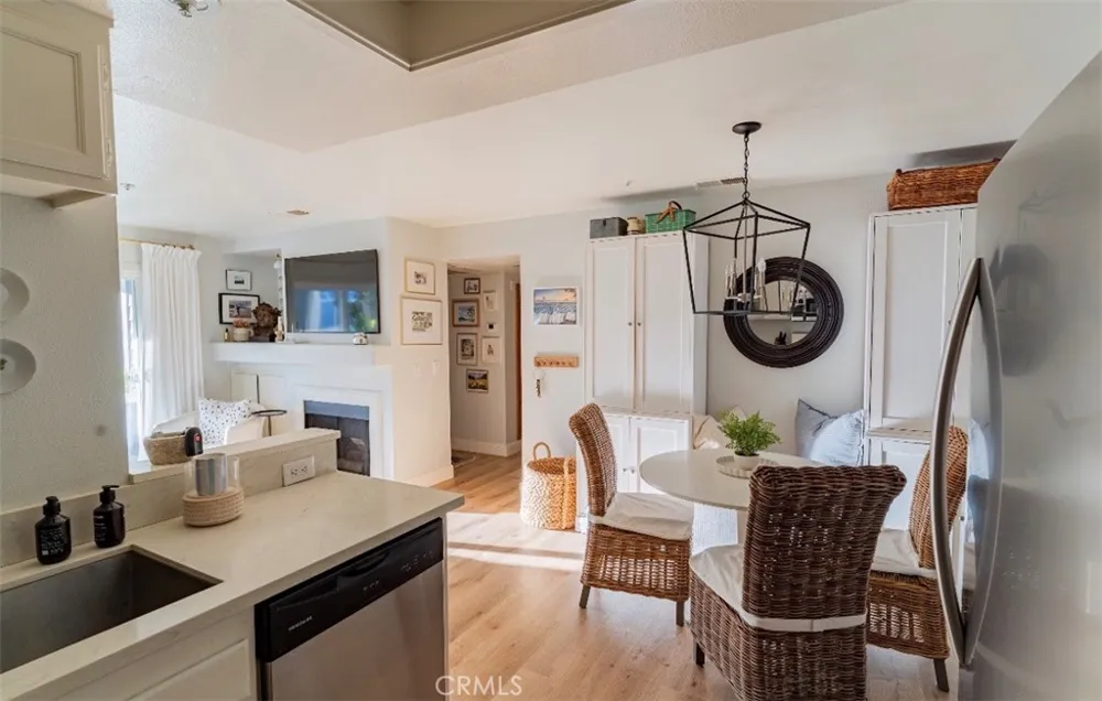 101 South Lakeview Avenue #101E Placentia, CA 92870