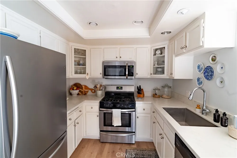 101 South Lakeview Avenue #101E Placentia, CA 92870