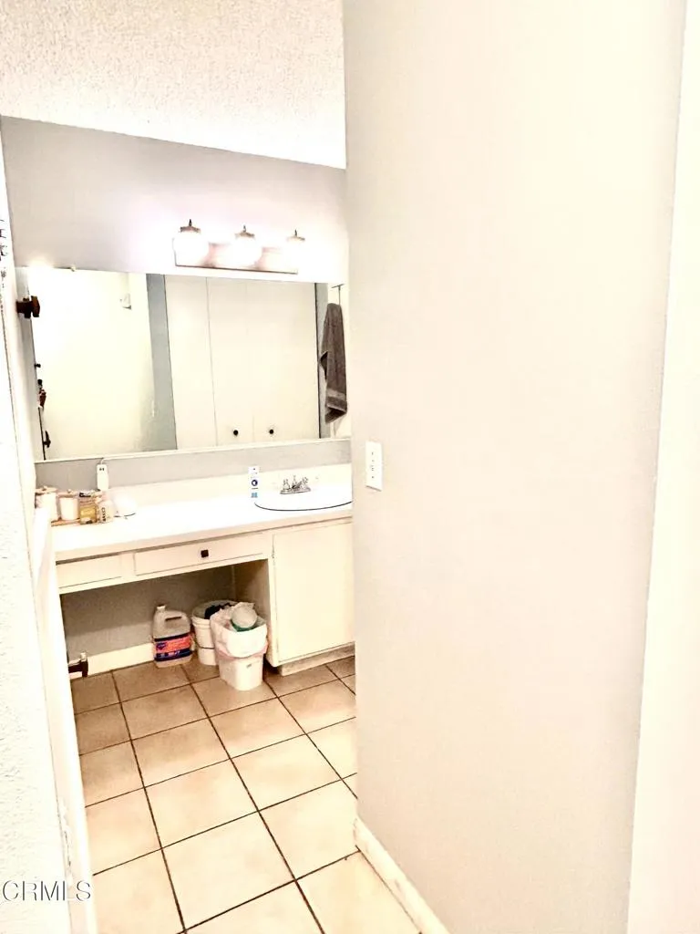 3700 Dean Drive #2003 Ventura, CA 93003