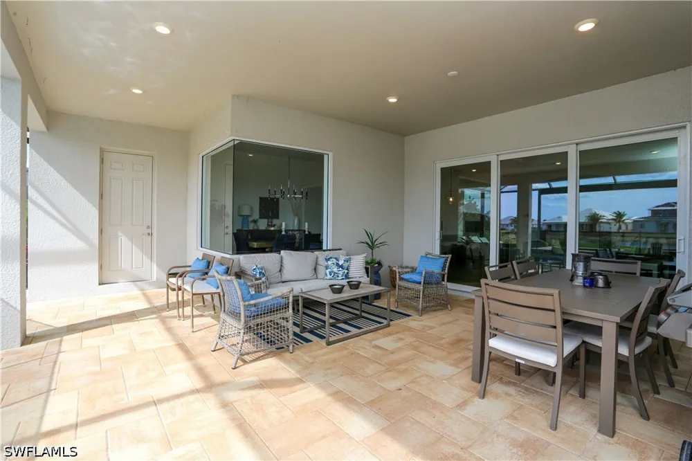 Kelson Circle Naples, FL 34114