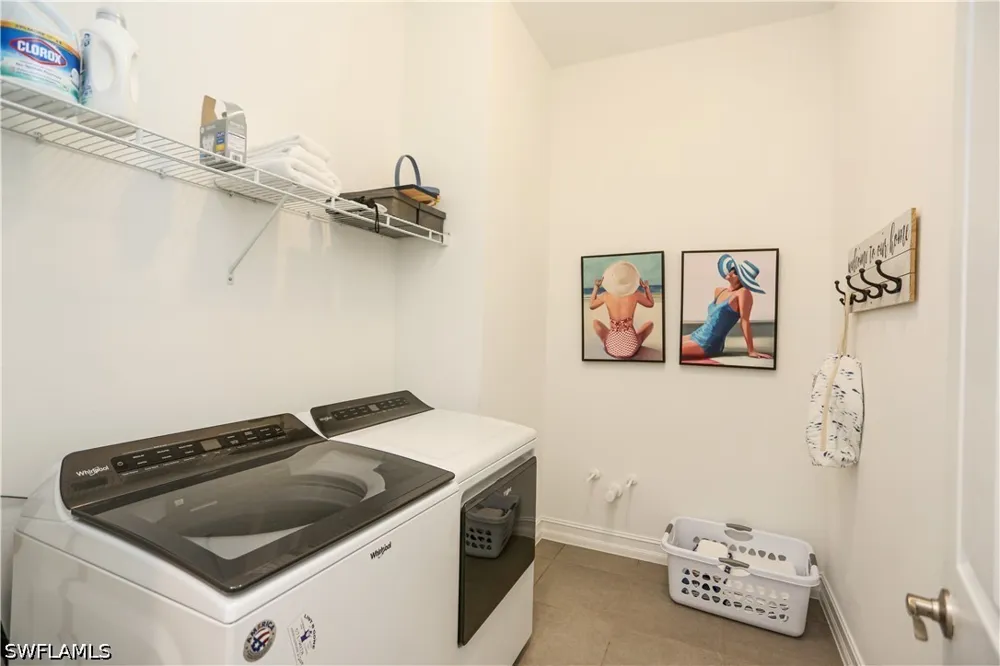 Kelson Circle Naples, FL 34114