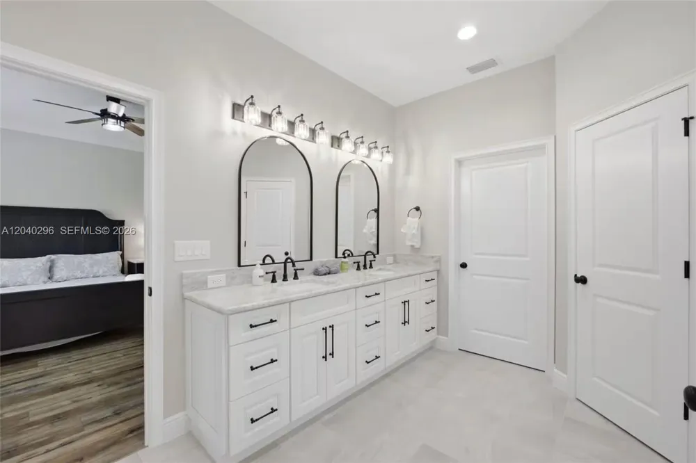 9855 SW 125 TERR ocala, FL 34432