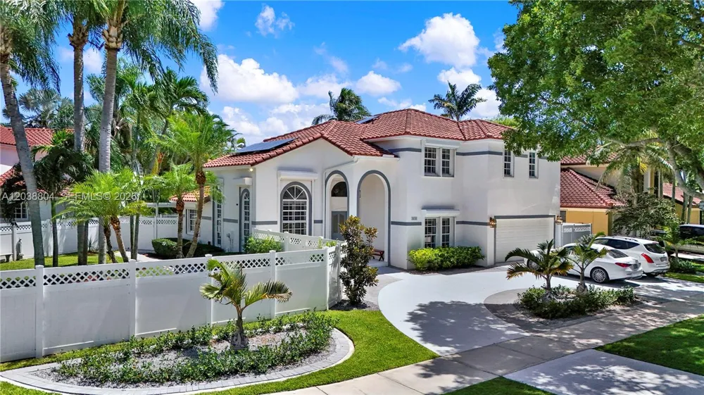 8940 SW 160th St Palmetto Bay, FL 33157