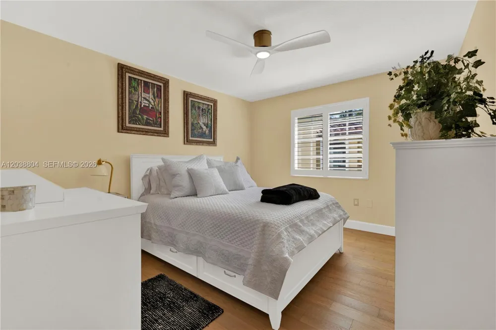 8940 SW 160th St Palmetto Bay, FL 33157