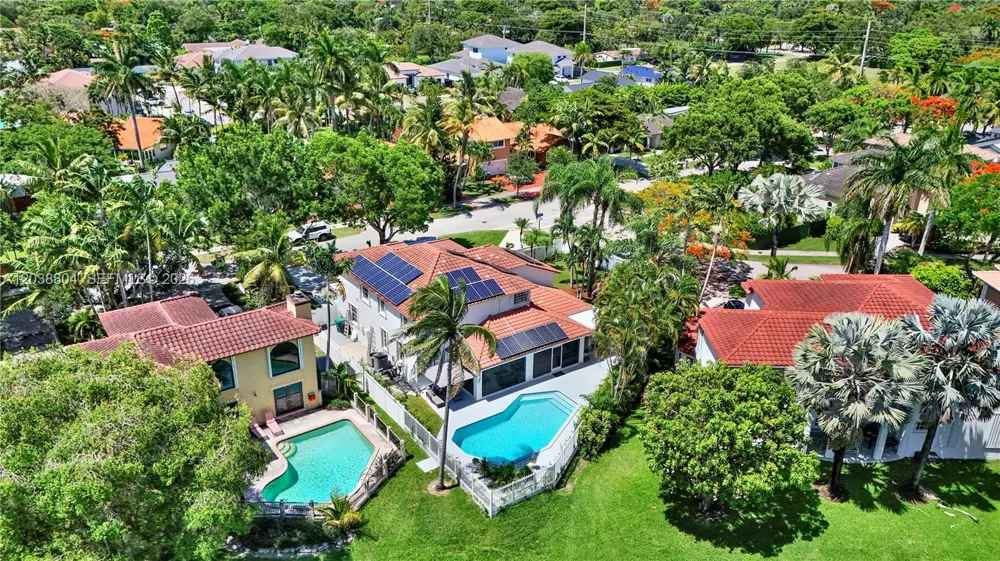 8940 SW 160th St Palmetto Bay, FL 33157
