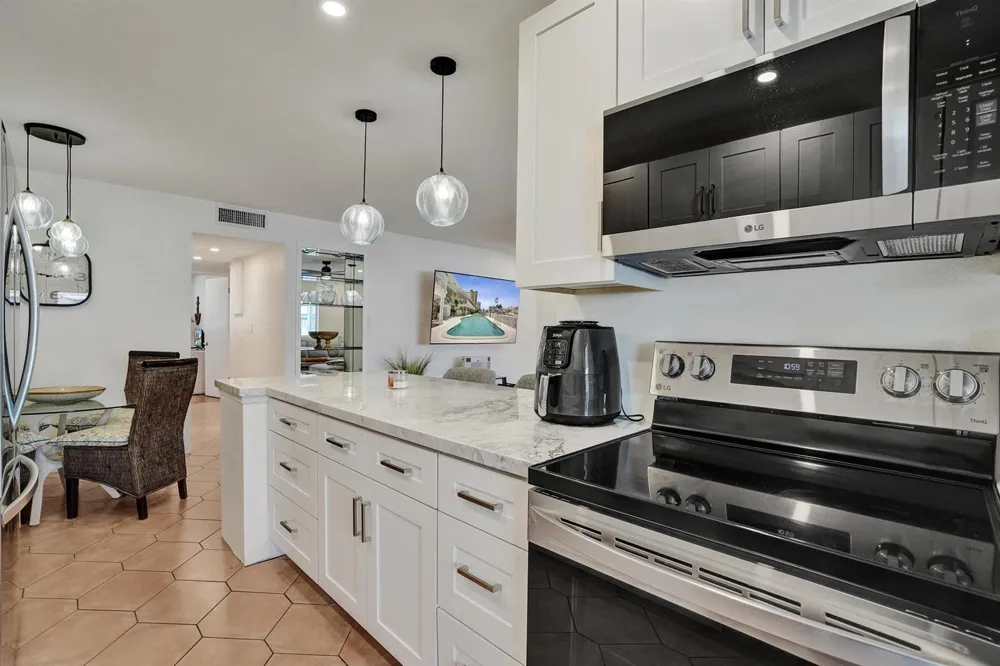 2866 NE 30th Street #4 Fort Lauderdale, FL 33306