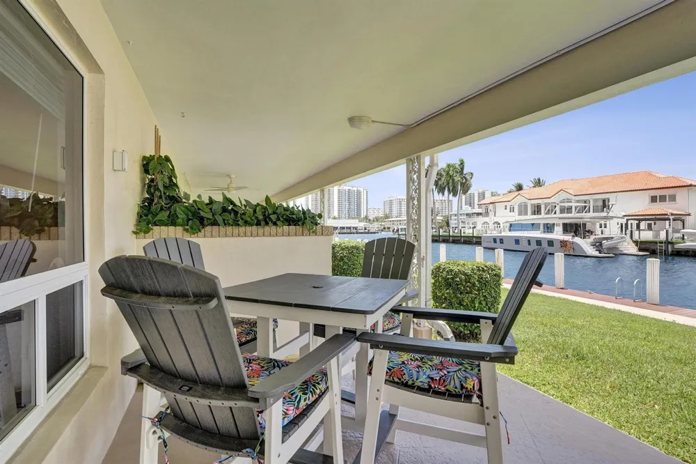 2866 NE 30th Street #4 Fort Lauderdale, FL 33306