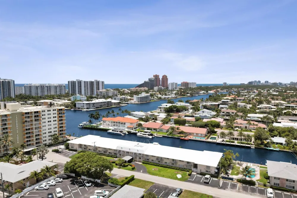 2866 NE 30th Street #4 Fort Lauderdale, FL 33306
