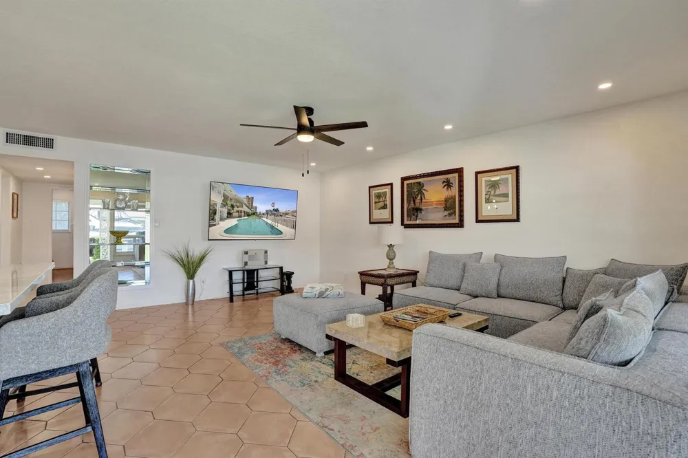 2866 NE 30th Street #4 Fort Lauderdale, FL 33306