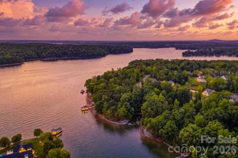 629 Waterton Trail