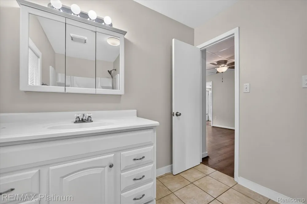 501 Kaiser Road Unadilla Township, MI 48137