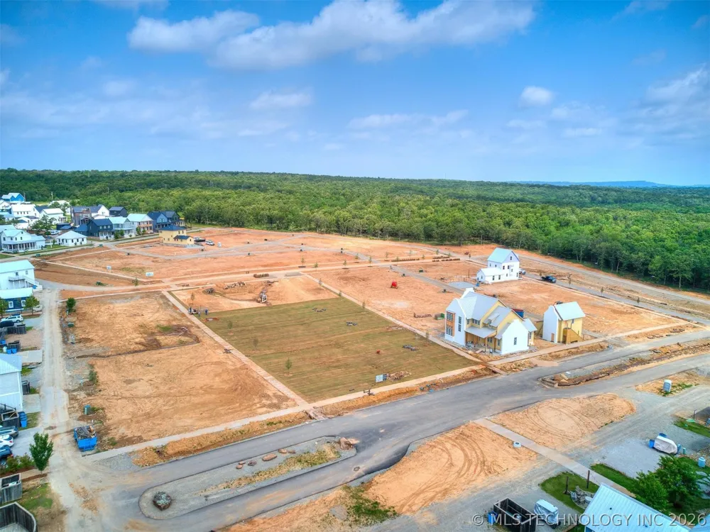 54 Hill Street Carlton Landing, OK 74432
