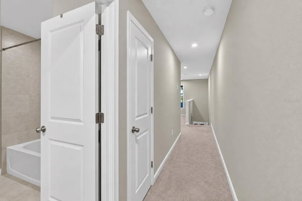 2911 JACOB CROSSING LANE Holiday, FL 34691