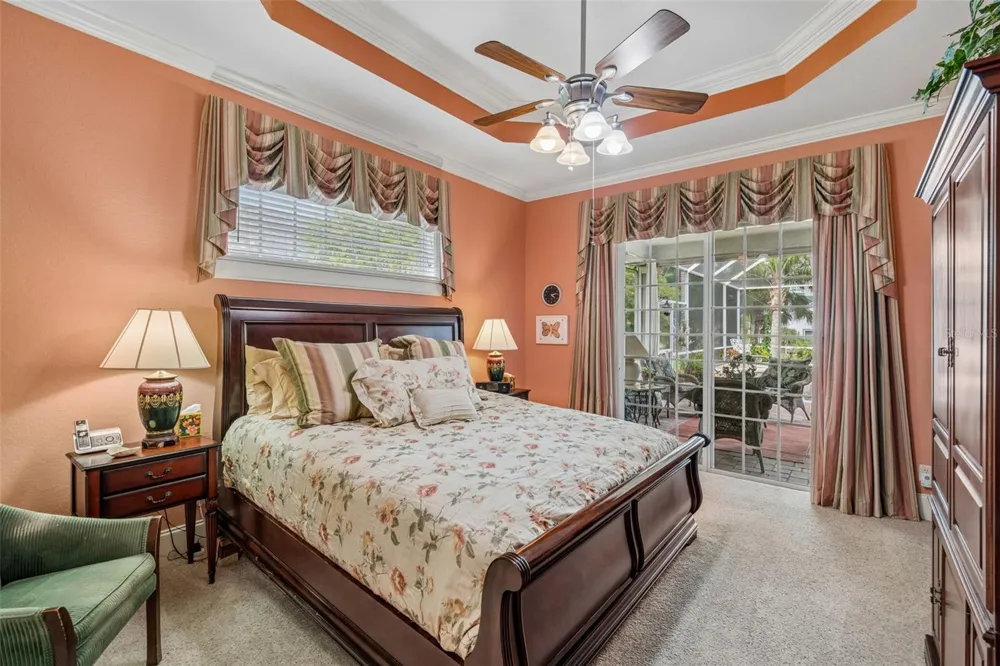 2349 CHESTERFIELD CIRCLE Lakeland, FL 33813