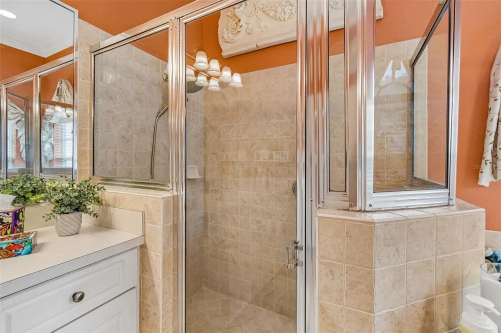 2349 CHESTERFIELD CIRCLE Lakeland, FL 33813