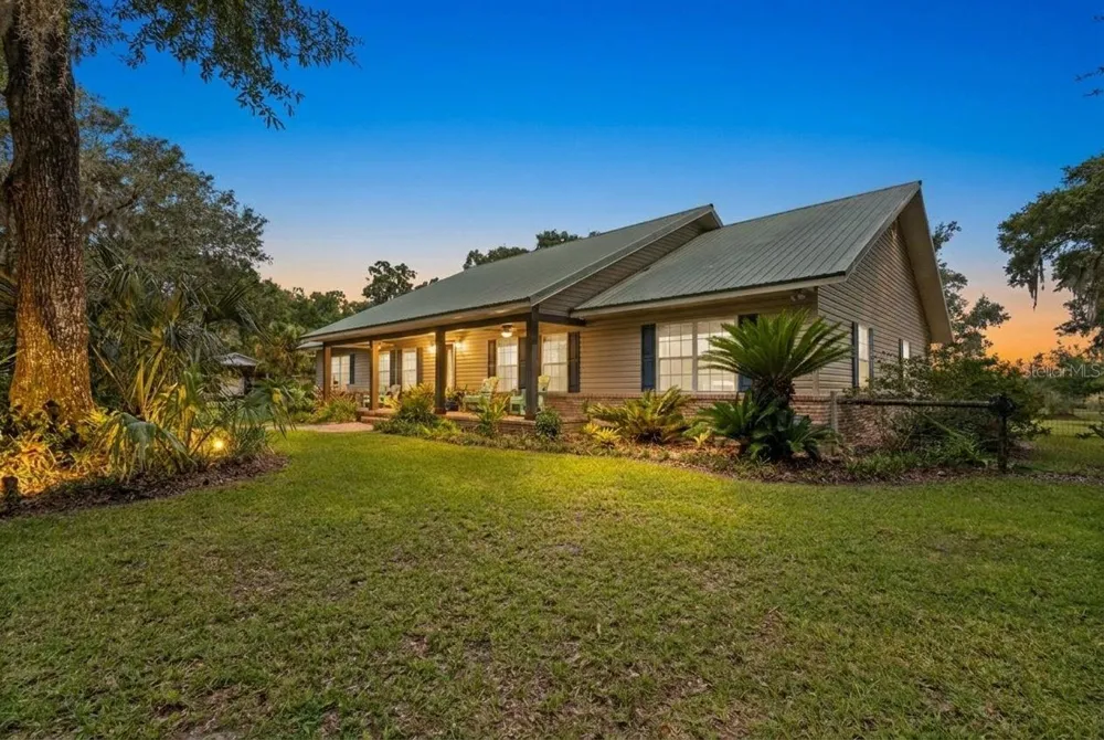 8851 NW 115TH STREET Chiefland, FL 32626
