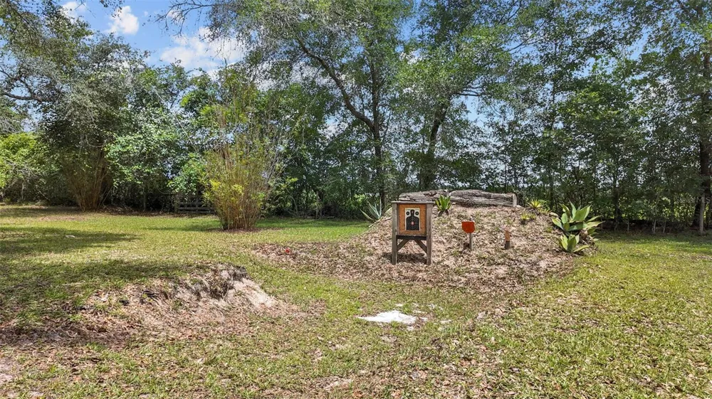 8851 NW 115TH STREET Chiefland, FL 32626