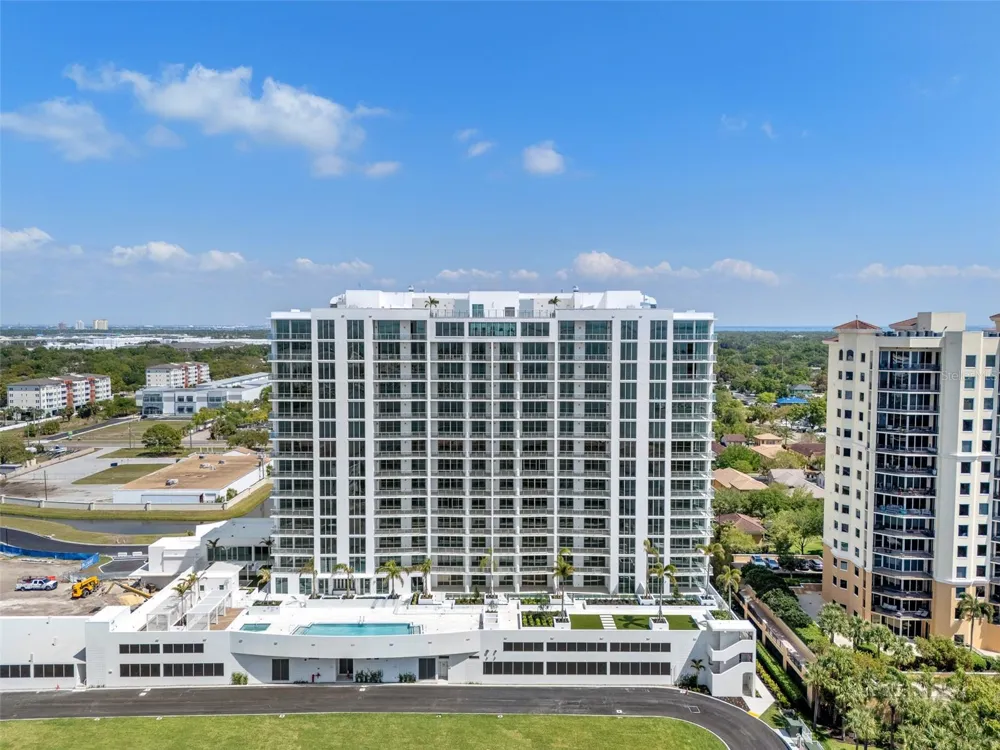 5713 BOWEN DANIEL DRIVE #903 Tampa, FL 33616