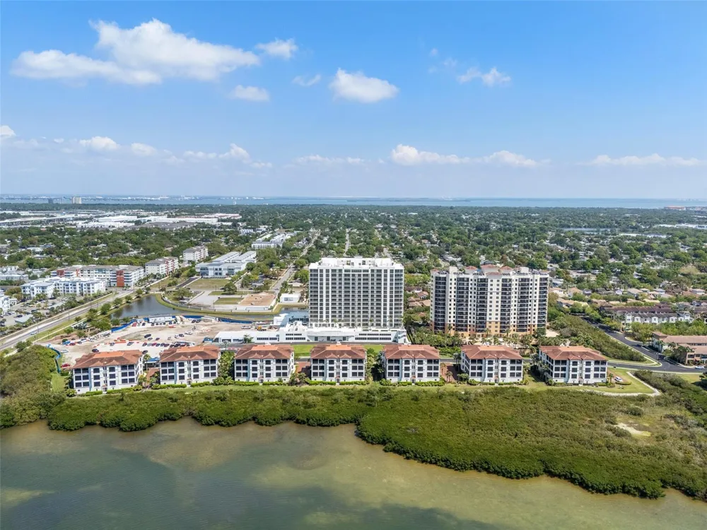 5713 BOWEN DANIEL DRIVE #903 Tampa, FL 33616