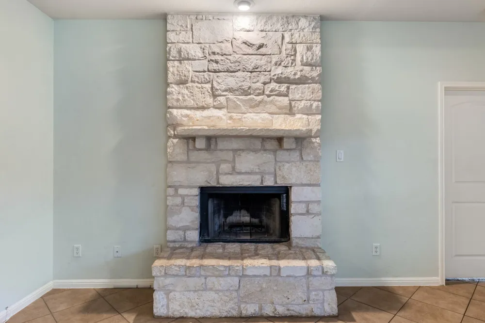 14900 Longbranch Drive Austin, TX 78734