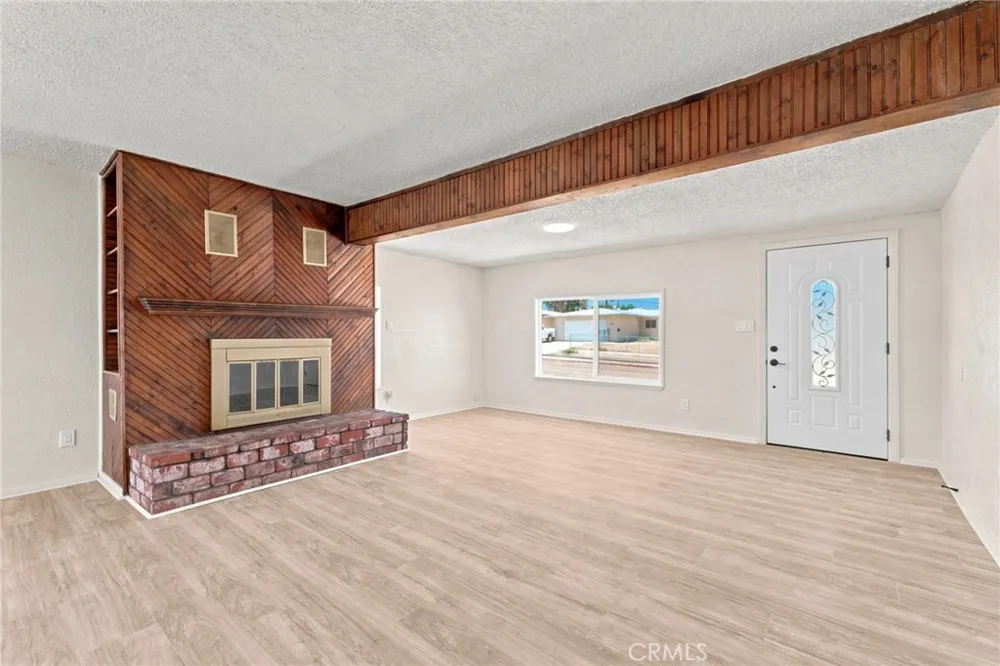 1148 E Virginia Way Barstow, CA 92311