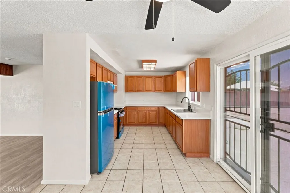 1148 E Virginia Way Barstow, CA 92311