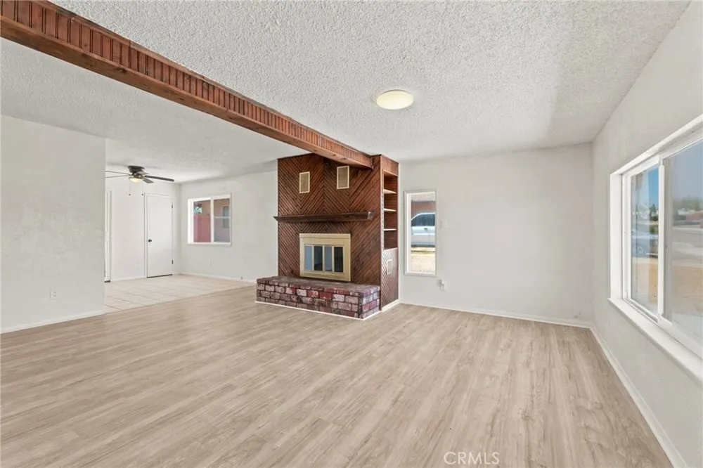 1148 E Virginia Way Barstow, CA 92311