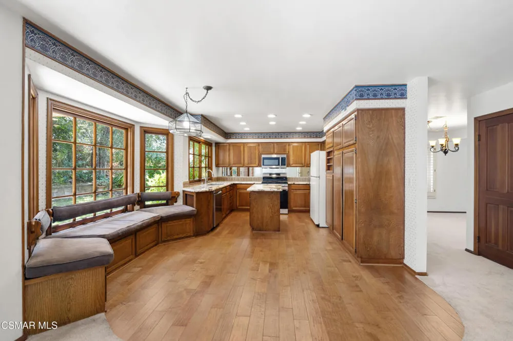 106 Quails Trail Thousand Oaks, CA 91361