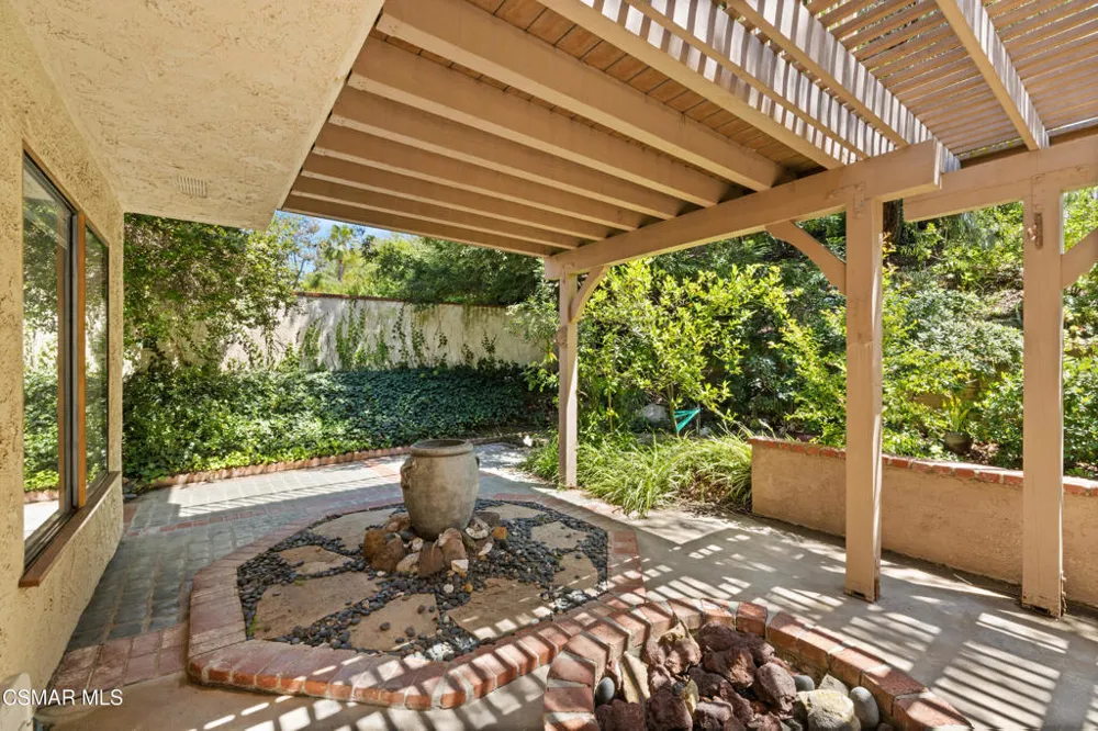 106 Quails Trail Thousand Oaks, CA 91361
