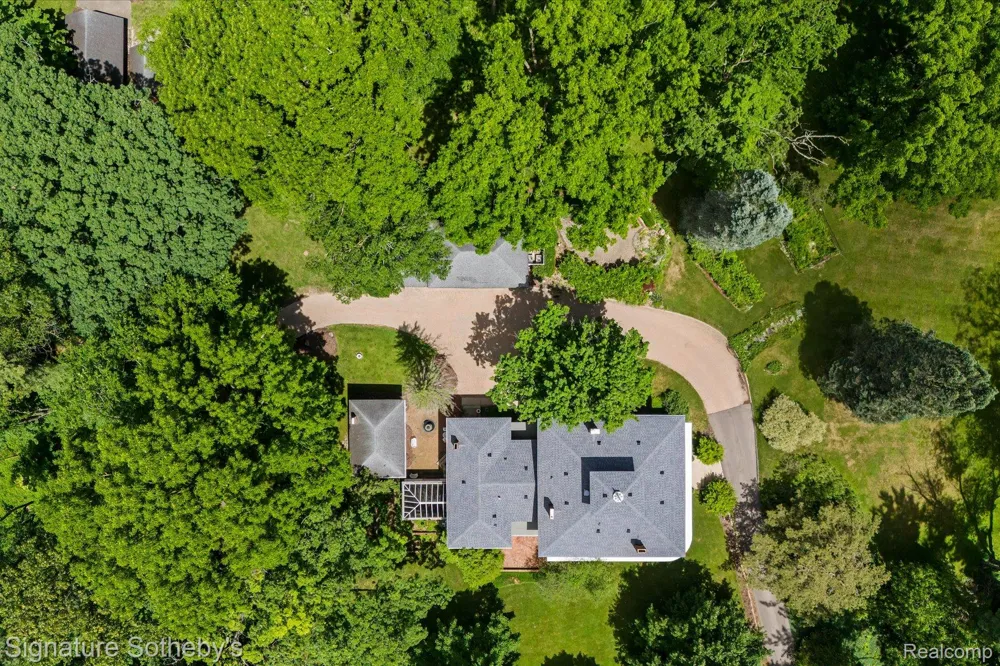 410 Eagle Street Marshall City, MI 49068